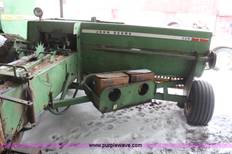 image for item H1331 1973 John Deere 336 square baler