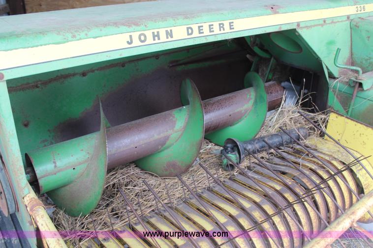 image for item H1331 1973 John Deere 336 square baler
