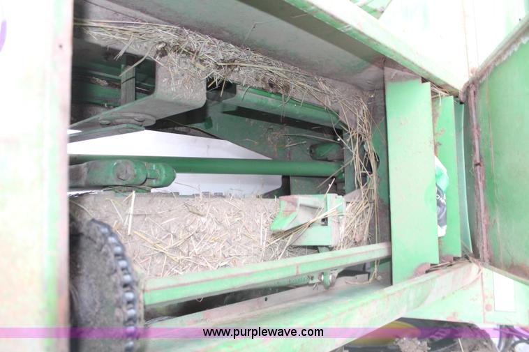 image for item H1331 1973 John Deere 336 square baler