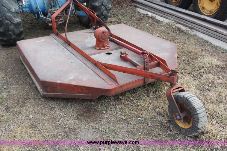 image for item H1376 1970 Ford 4000 tractor