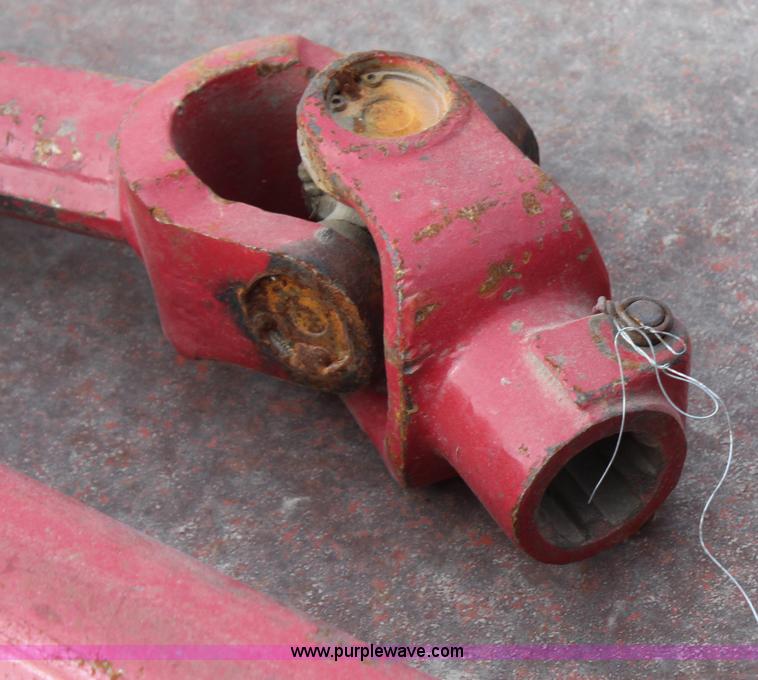 image for item H1376 1970 Ford 4000 tractor