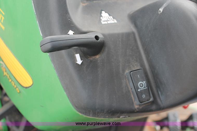 image for item H8260 2004 John Deere 4210 MFWD tractor