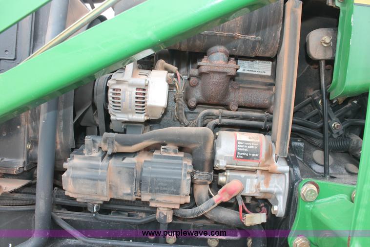 image for item H8260 2004 John Deere 4210 MFWD tractor