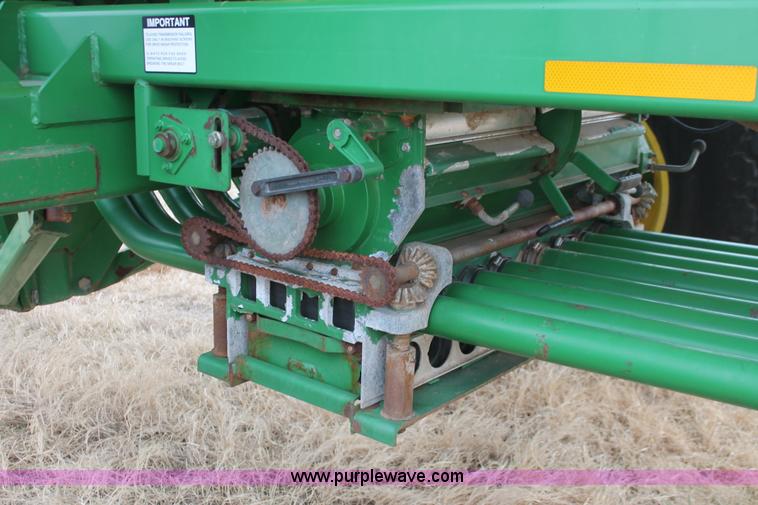 image for item H8261 1997 John Deere 1850 air seeder with John Deere 1900 air cart