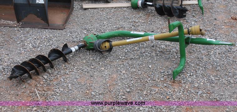image for item H8264 2011 Frontier PH0200 post hole digger