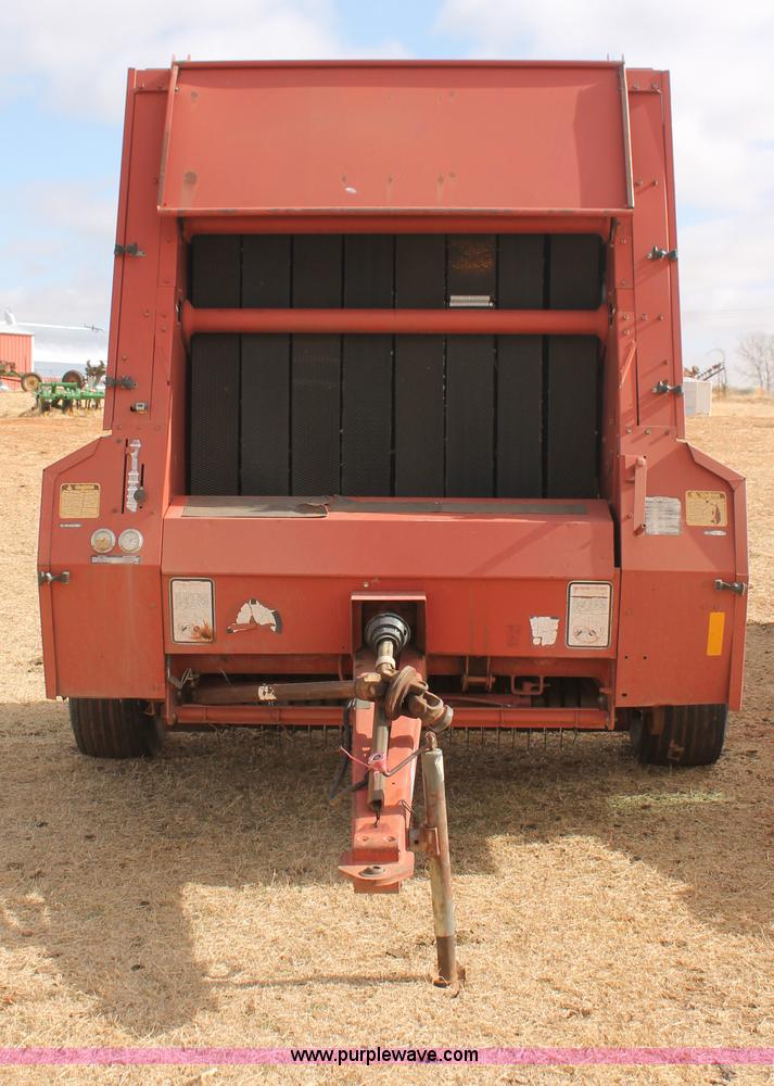 image for item H8325 1990 Hesston 560 baler