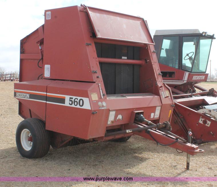 image for item H8325 1990 Hesston 560 baler