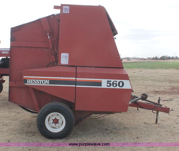 image for item H8325 1990 Hesston 560 baler
