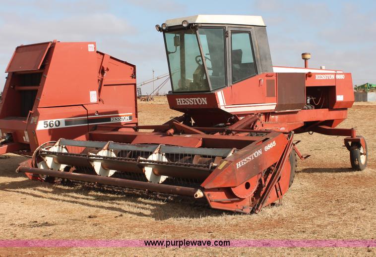 image for item H8326 1982 Hesston 6650 self-propelled swather