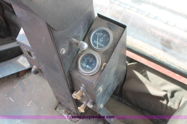 image for item H8326 1982 Hesston 6650 self-propelled swather