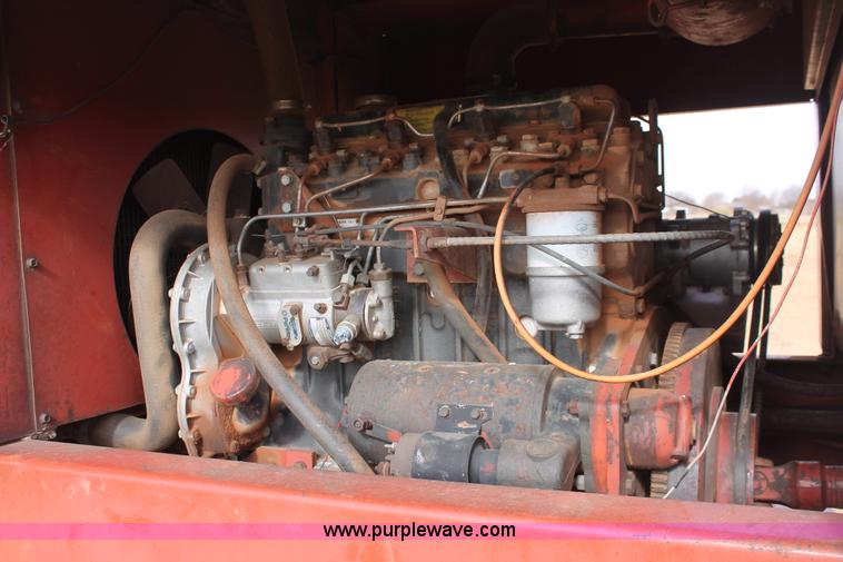 image for item H8326 1982 Hesston 6650 self-propelled swather