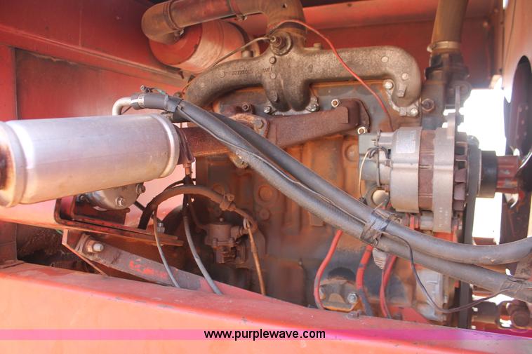 image for item H8326 1982 Hesston 6650 self-propelled swather