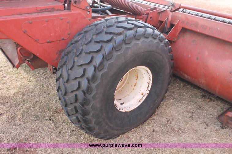 image for item H8326 1982 Hesston 6650 self-propelled swather