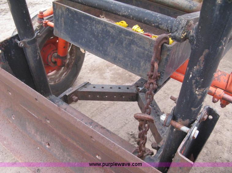 image for item I5655 Case 930 Comfort King tractor