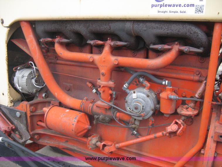 image for item I5655 Case 930 Comfort King tractor