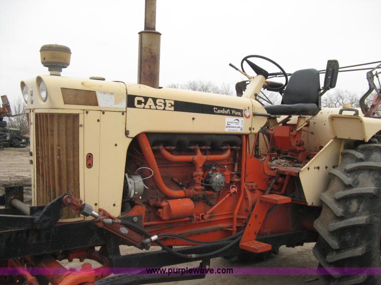 image for item I5655 Case 930 Comfort King tractor