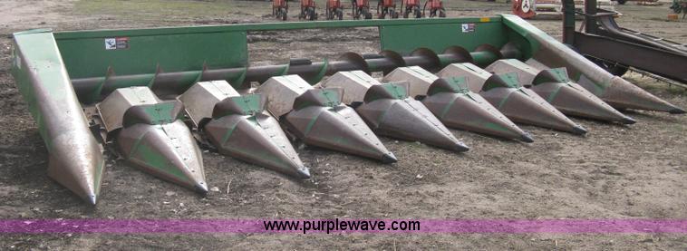 image for item I5671 John Deere 843 corn head