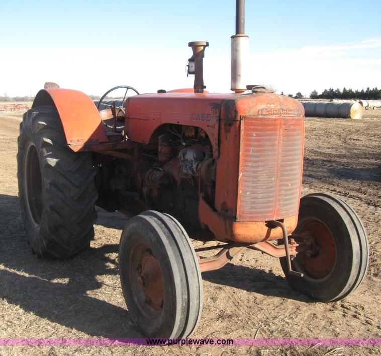 image for item I5675 Case LA tractor