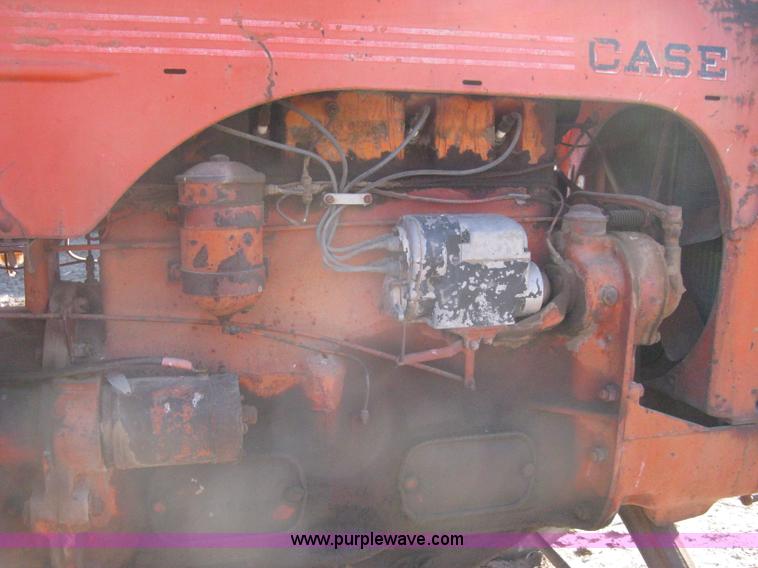 image for item I5675 Case LA tractor