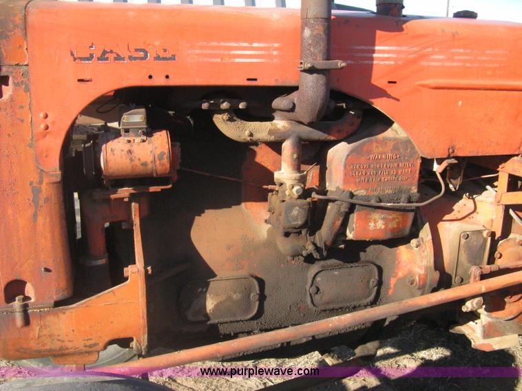 image for item I5675 Case LA tractor