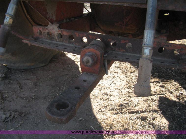 image for item I5675 Case LA tractor