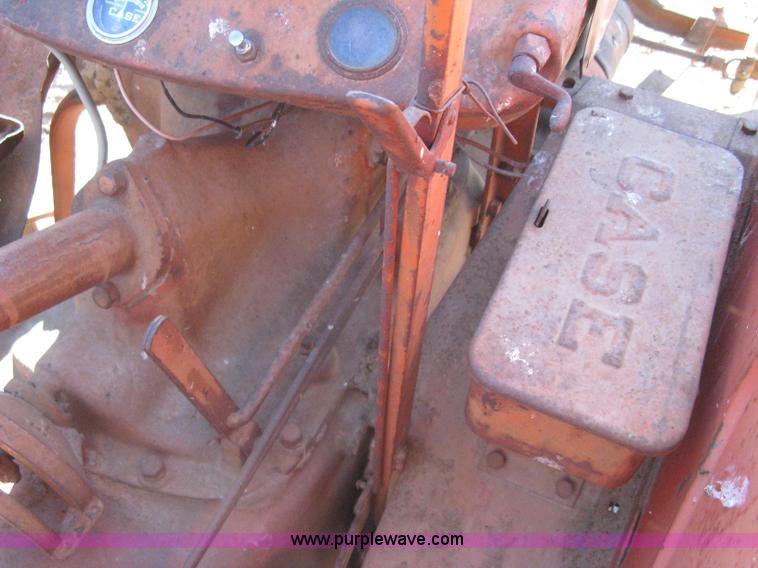 image for item I5675 Case LA tractor