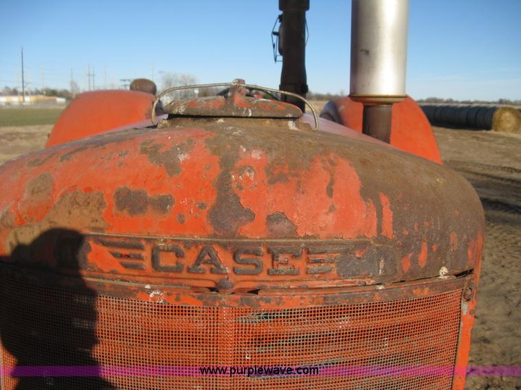 image for item I5675 Case LA tractor