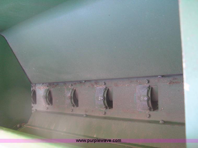 image for item I5676 (2) John Deere 8350-208D grain drills