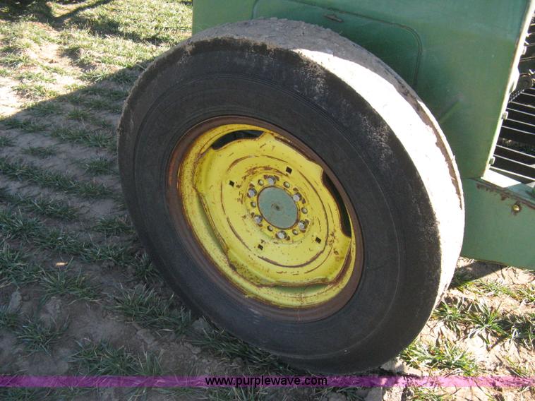 image for item I5676 (2) John Deere 8350-208D grain drills