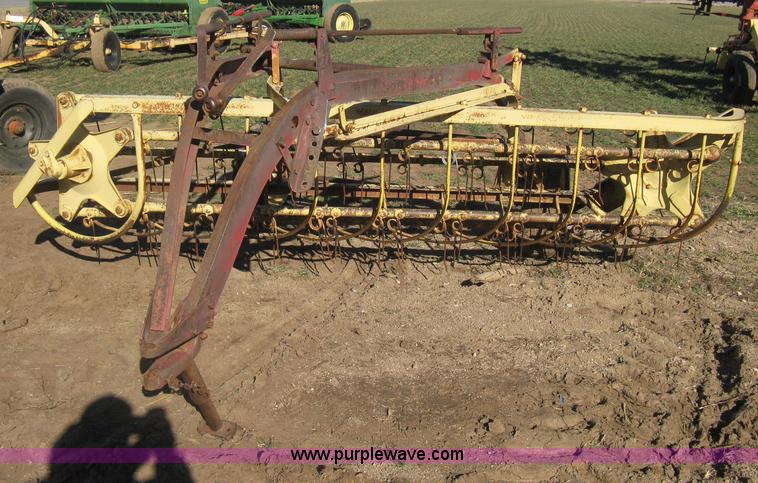 image for item I5678 New Holland 55 hay rake