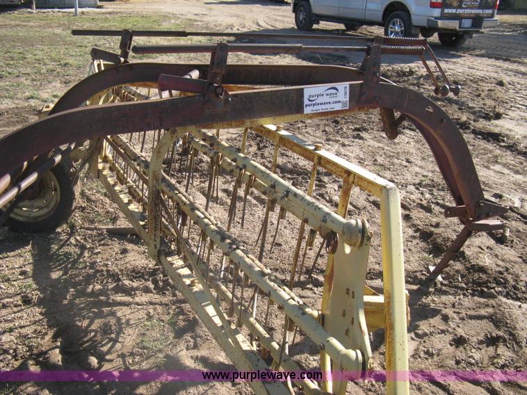 image for item I5678 New Holland 55 hay rake