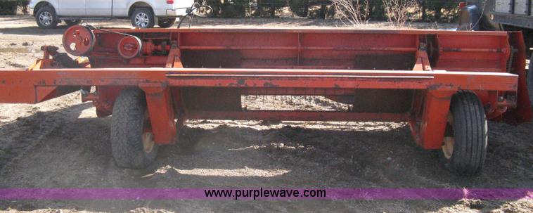 image for item I5694 Hesston 575 swather