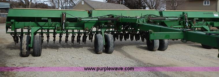 image for item I9396 Great Plains Solid Stand 30' folding drill