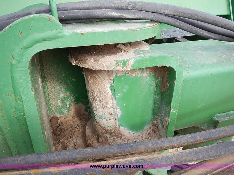 image for item I9396 Great Plains Solid Stand 30' folding drill