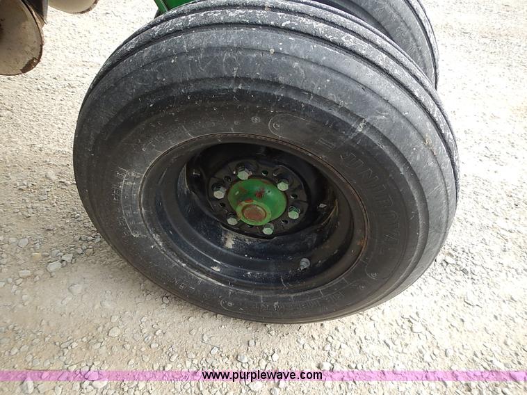 image for item I9396 Great Plains Solid Stand 30' folding drill