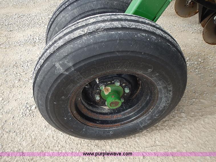 image for item I9396 Great Plains Solid Stand 30' folding drill