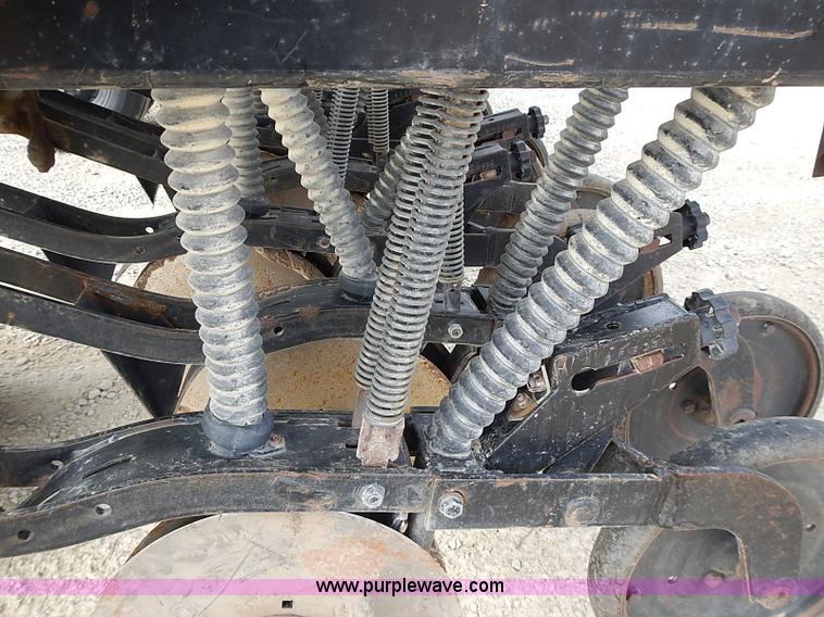 image for item I9396 Great Plains Solid Stand 30' folding drill