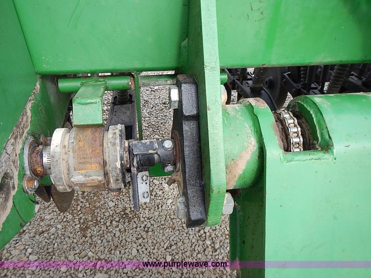 image for item I9396 Great Plains Solid Stand 30' folding drill