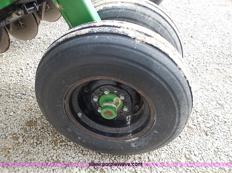 image for item I9396 Great Plains Solid Stand 30' folding drill