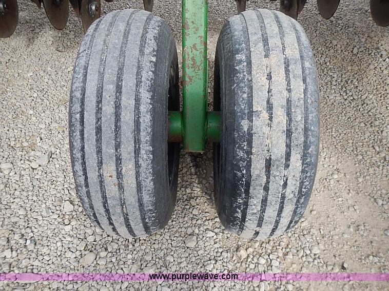 image for item I9396 Great Plains Solid Stand 30' folding drill