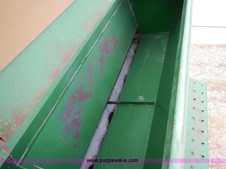 image for item I9396 Great Plains Solid Stand 30' folding drill