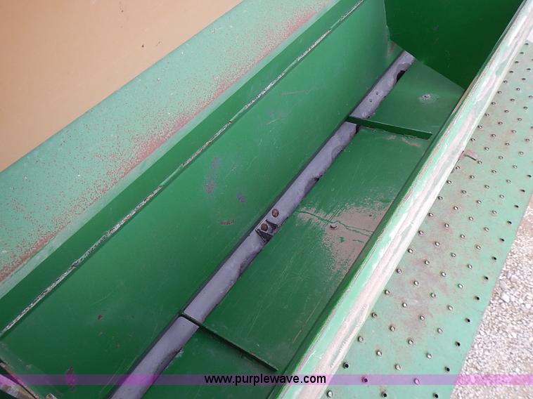 image for item I9396 Great Plains Solid Stand 30' folding drill