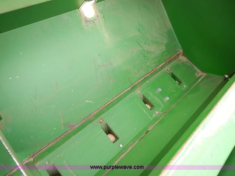 image for item I9396 Great Plains Solid Stand 30' folding drill