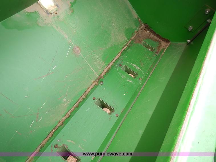 image for item I9396 Great Plains Solid Stand 30' folding drill