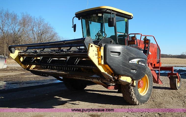 image for item I9407 2005 New Holland HW305 self-propelled windrower