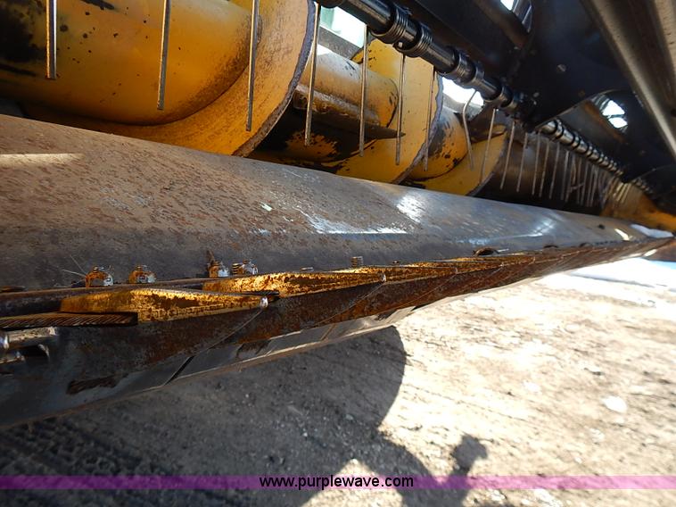 image for item I9407 2005 New Holland HW305 self-propelled windrower