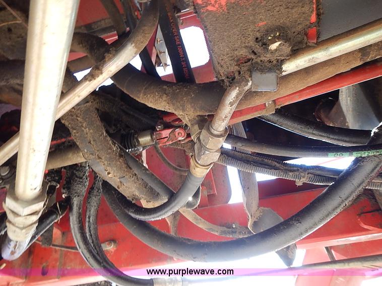 image for item I9407 2005 New Holland HW305 self-propelled windrower