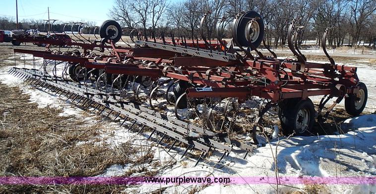 image for item I9427 Kent Series V 42' field cultivator