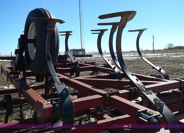 image for item I9427 Kent Series V 42' field cultivator