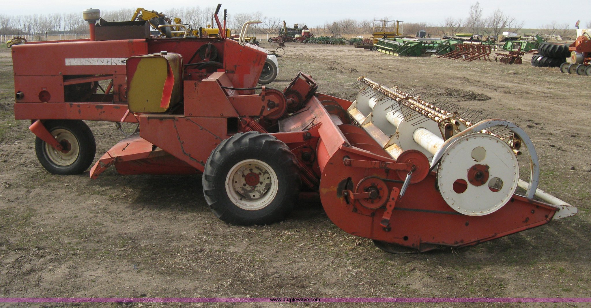 Hesston 420 selfpropelled swather in Kinsley, KS Item I5669 sold